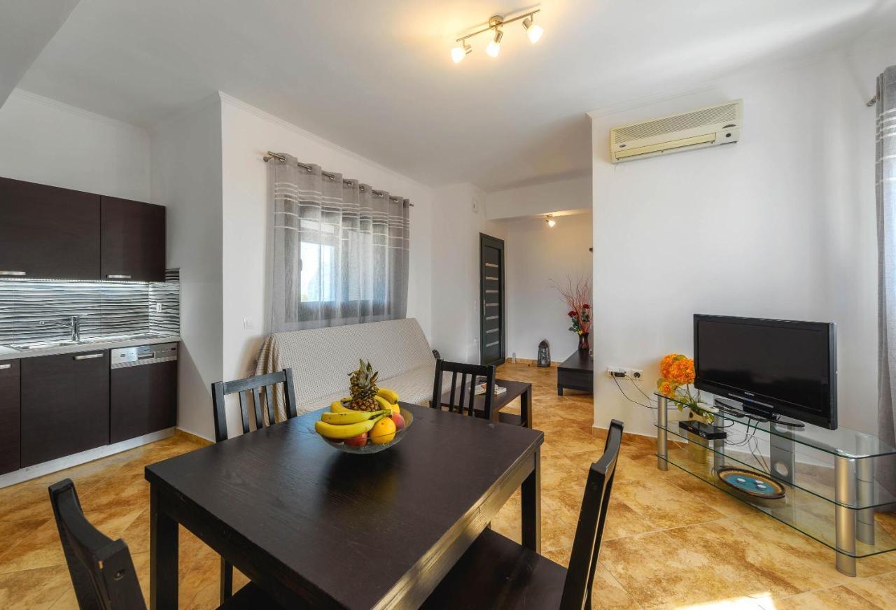 Alonaki Apartments Agios Leon Exterior foto